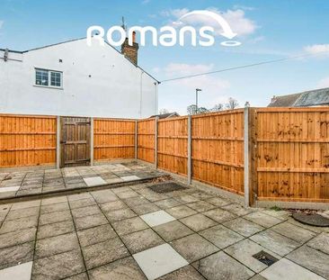 Osborne Road, Farnborough, GU14 - Photo 3