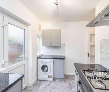 Windsor Close, Northwood, HA6 - Photo 4