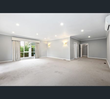 2 Riverside Avenue, Balwyn North, Vic 3104 - Photo 4