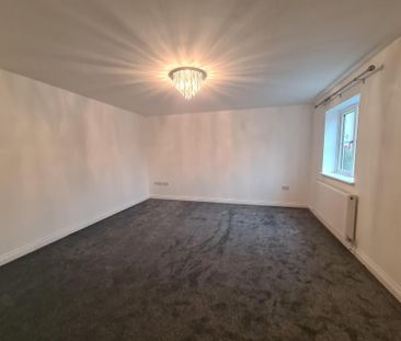 3 bedroom property to rent - Photo 2