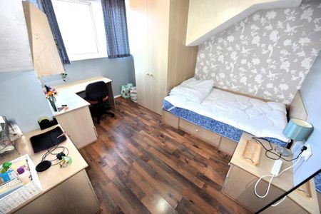 5 bedroom house to rent - Photo 4