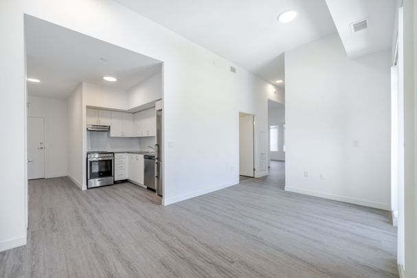 For Lease - 375 South Street Unit# 205, London East, Ontario - Photo 1
