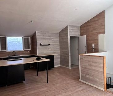 Location Appartement 3 pièces 61m² CABASSE 83340 - Photo 1