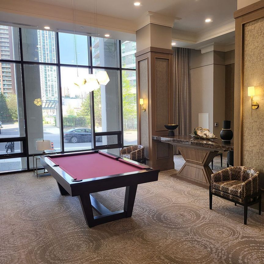 For Lease - 30 Elm Drive Unit# 704, Mississauga, Ontario - Photo 1