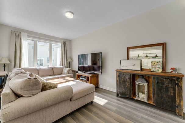 For Lease - 715 Derreen Avenue, Stittsville - Munster - Richmond, Ontario - Photo 1