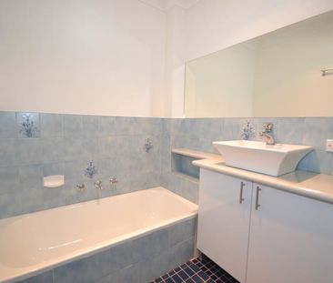 15/11-15 Hollingworth Street, Port Macquarie NSW 2444 - Apartment F... - Photo 5