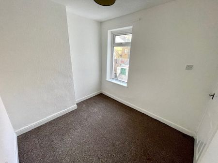 Merthyr Street, BARRY - Photo 5