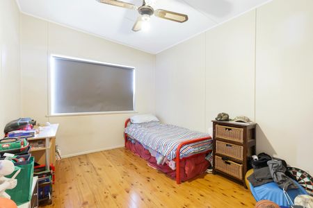 Family Home in North Tamworth - Photo 4