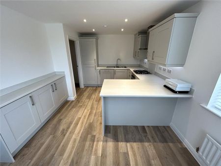 3 bedroom detached house to rent - Photo 5