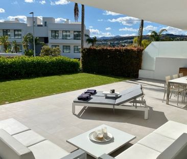 2 Bedroom Apartment For Rent in Estepona, Málaga - Photo 6