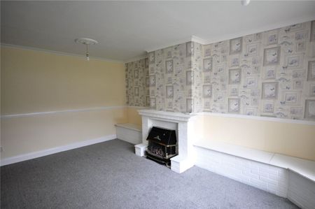 3 Bedroom - Photo 2