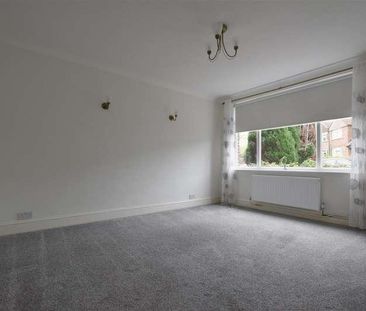 Willow Road, Redhill, RH1 - Photo 3