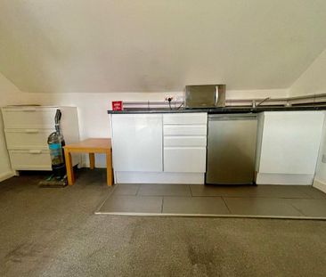 Studio to rent - Photo 4