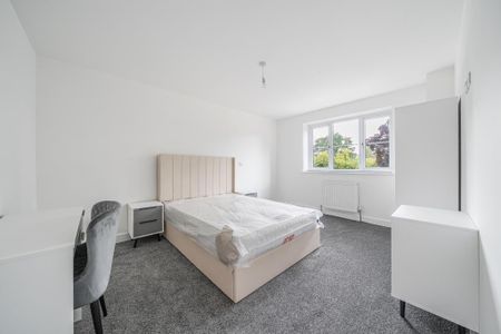 1 bedroom in a house share to rent - Photo 4