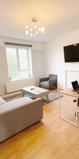 4 bedroom maisonette to rent - Photo 1