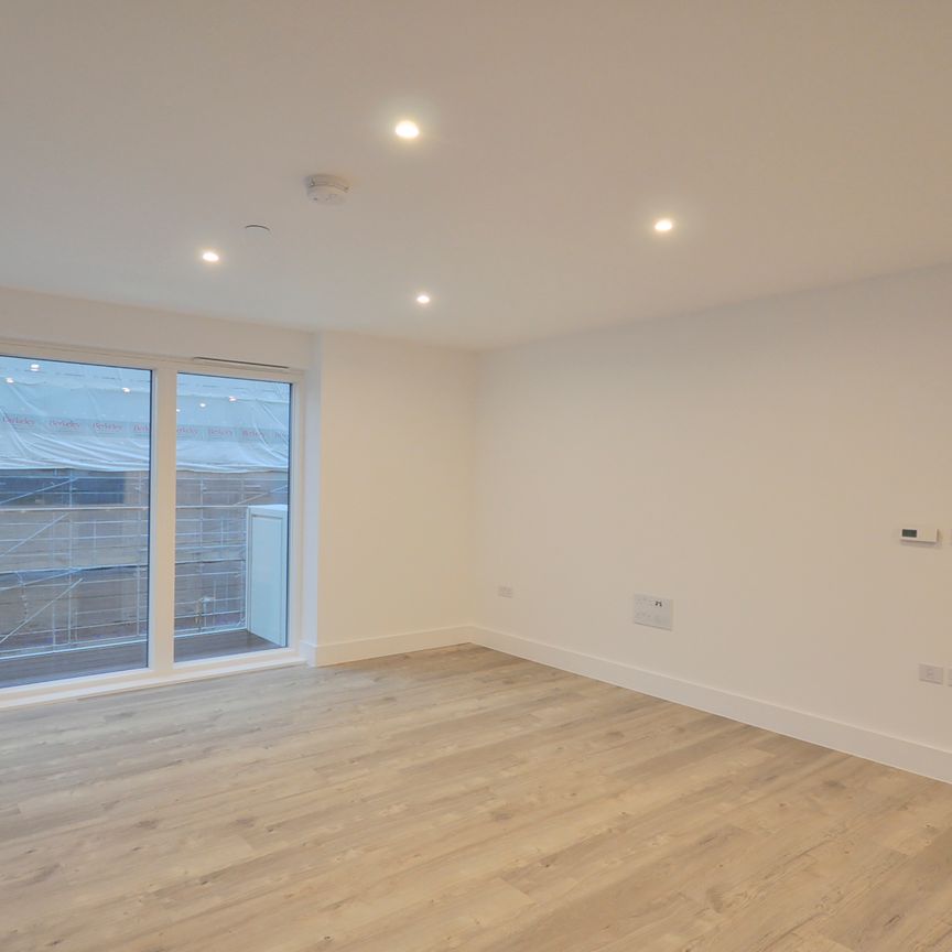 Pegler Square, Kidbrooke Village, London, SE3 9GW - Photo 1