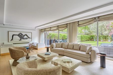 Tout savoir sur cet appartement dans le quartier Ile de la Jatte-Parc d'Orléans, à Neuilly-sur-Seine - Photo 3