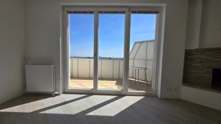 Traumhafte Balkonwohnung - Herrlicher Grün-/Weitblick - Erstbezug nach Sanierung - Photo 2