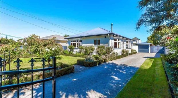 Beautiful Family Home - Photo 1