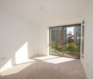 2 Bedrooms Flat to rent in Pendant Court, 36 Royal Crest Avenue, London E16 | £ 415 - Photo 1