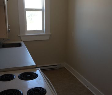 519 Burnell Street, Manitoba, R3G 2B4, Winnipeg - Photo 6
