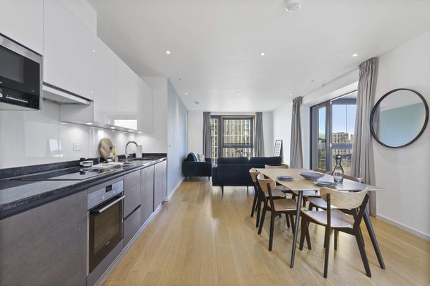 Egremont House, E20 1BF, London - Photo 1