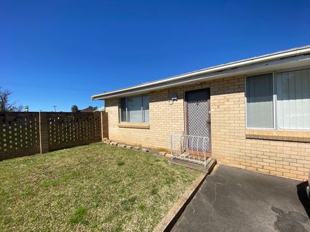 Home For Rent - Photo 4