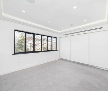 5 bedroom detached house to rent - Photo 4