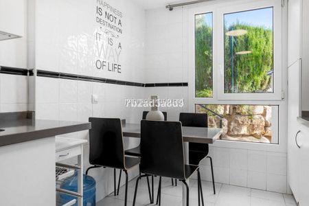 Apartamento en Estepona, La Resina, alquiler - Photo 3