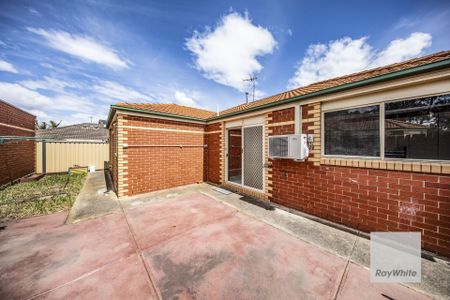 Home in a Peaceful and Convenient Keilor Downs Location - Photo 4