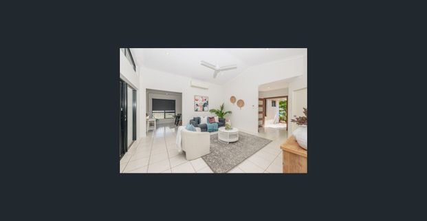 POOL | FAMILY HOME - Photo 1