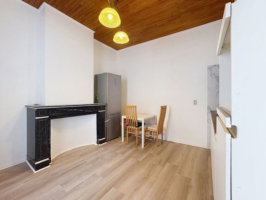 Te huur - Appartement - Photo 1