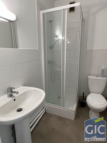 Location Appartement 1 pièce 30m² - Photo 4