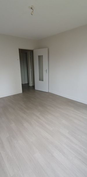 Apartement 2 pièces – proche école de commerce - Photo 1