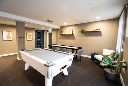 Apt 0610, Q Three Residence - Photo 2