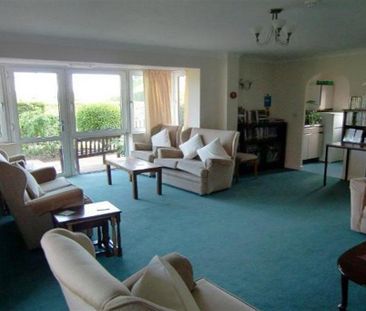 1 bedroom retirement property to rent - Photo 1