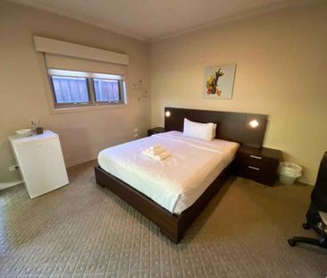 Room 5 (Non Ensuite) - Photo 6
