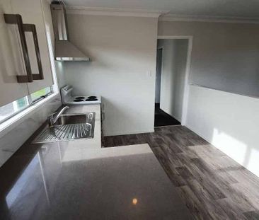 Clover Park, 3 bedrooms - Photo 5