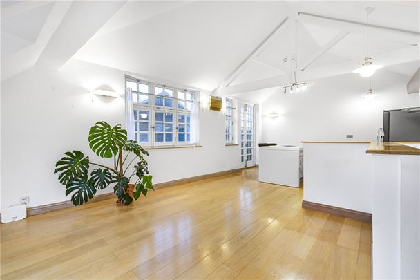 Chapel Place, Shoreditch, London, EC2A 3DQ - Photo 1