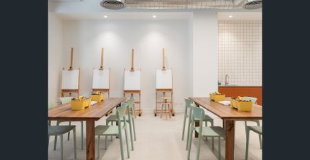 Big on Space, Easy on Rent – Unfurnished Studio That Stands Out! - Photo 4