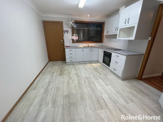 8 Meath Place, Blacktown, NSW 2148 - Photo 1