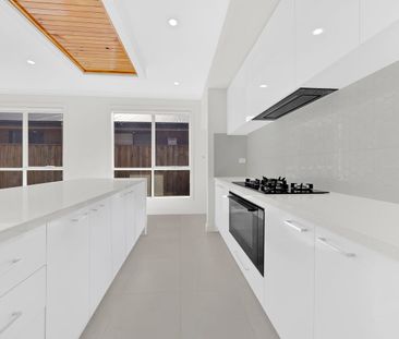 Modern, Low-Maintenance 4-Bedroom Home with Dual Masters - Photo 4