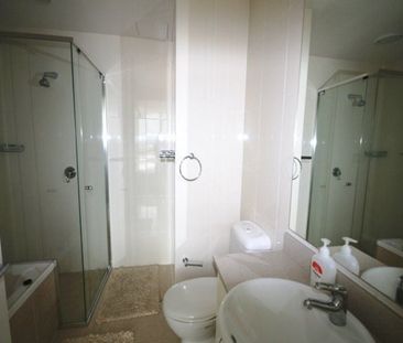 OVER SIZE 1 BEDROOM, 2 BATHROOM + MEDIA APARTMENT IN SHORES - Photo 6