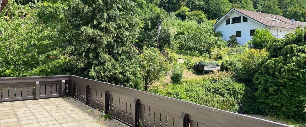 Großzügiges Domizil in Top-Lage von Neckargemünd: 1- bis 2-Familienhaus mit Garten und Garage - Foto 1