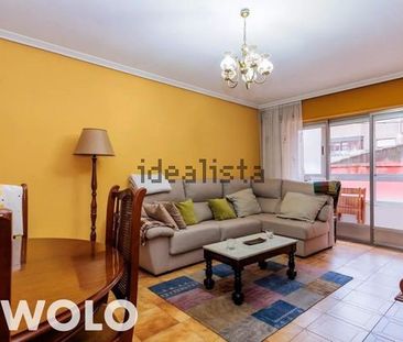 Alquiler de piso en CL Antonio Machado-vo - Photo 2