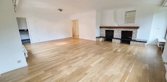Appartement te huur in Sint-Pieters-Woluwe voor € 1.600 met 3 slaapkamers - Photo 2