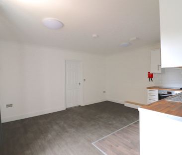 Ground Floor Flat, Flat 14, 55/57 Cathedral Road, Cardiff CF11 9HD - Photo 6