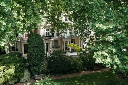 3 bed house to rent in Rutland Gate, London, SW7 - Photo 4