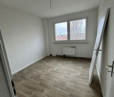 neu sanierte Wohnung mit Balkon - Foto 3