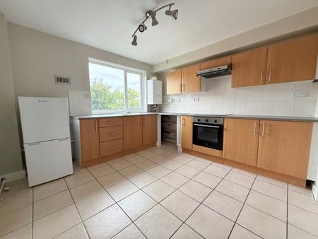 Princess Close, Nottingham, NG4 - Photo 3